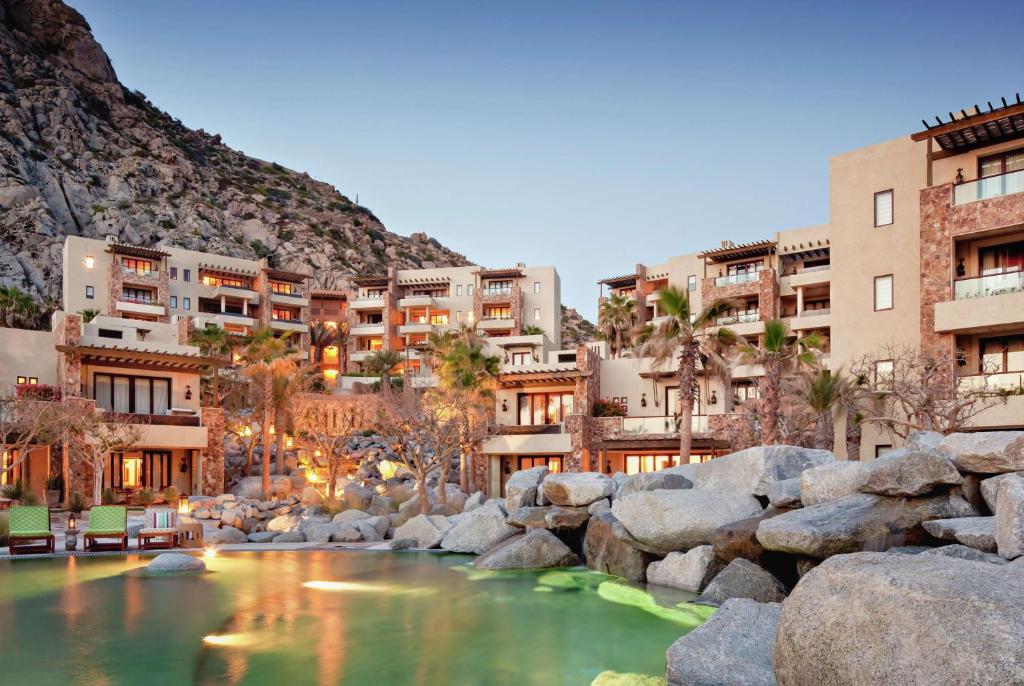 The Resort at Pedregal
